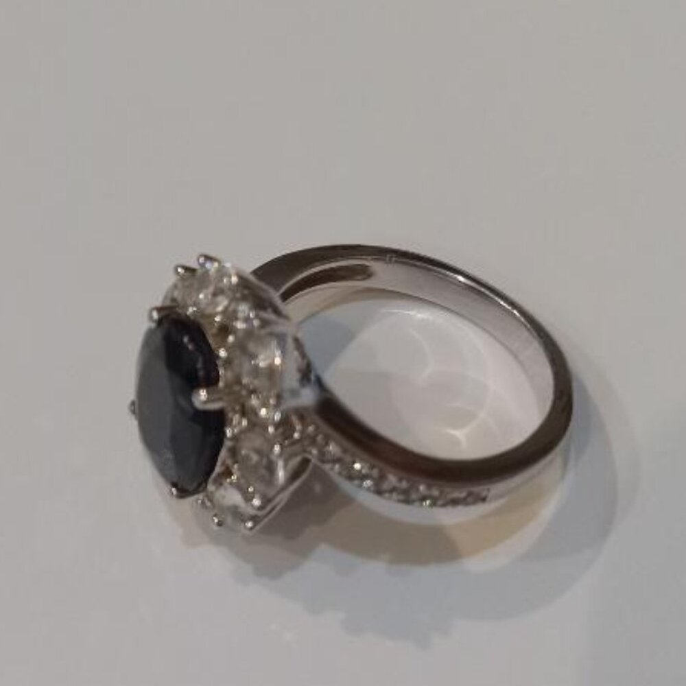 London blue topaz flower ring - Picture 7 of 8